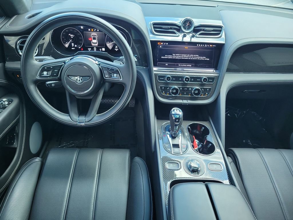Used 2021 Bentley Bentayga AWD/4WD image 18
