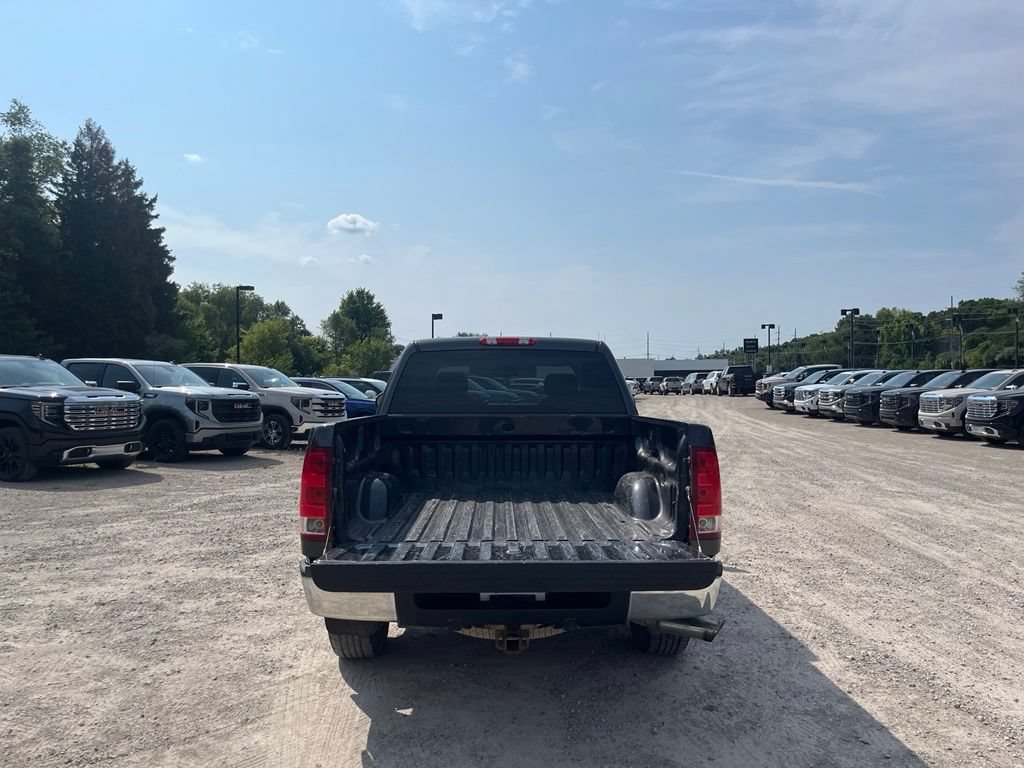 Used 2011 GMC Sierra 1500 SLT w/ SLT Convenience Package AWD/4WD image 12