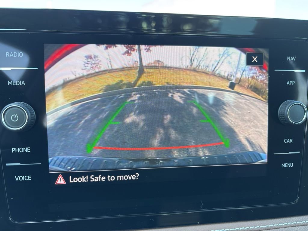 New 2026 Volkswagen Jetta SEL image 3