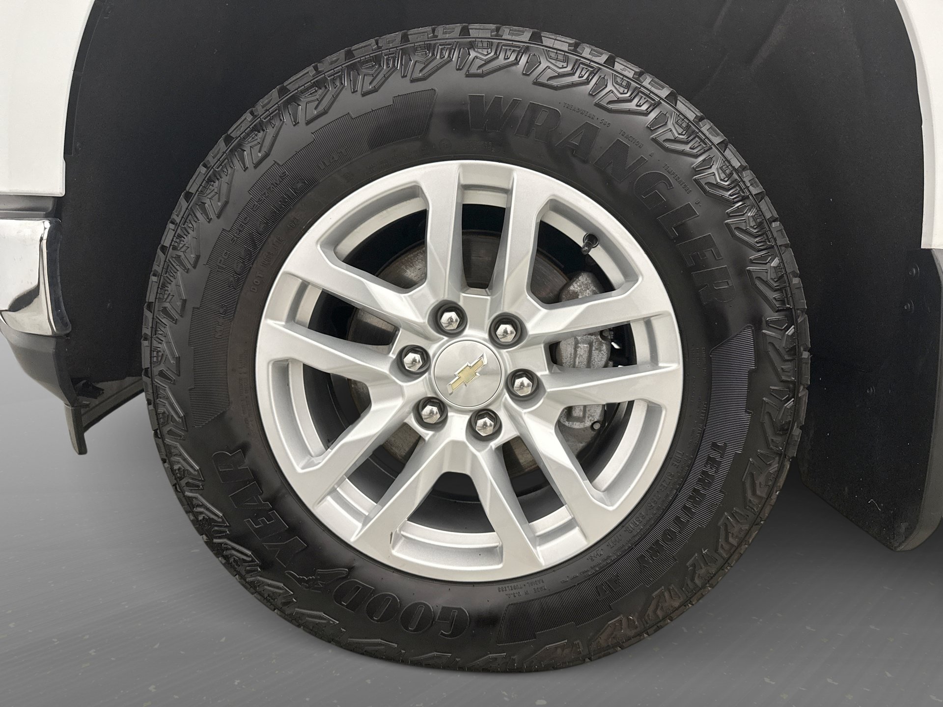 Used 2021 Chevrolet Silverado 1500 LT w/ Bed Protection Package AWD/4WD image 22