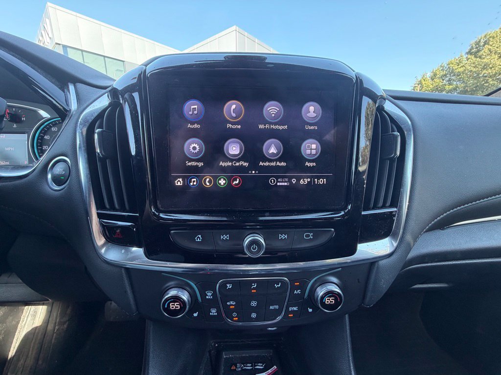 Used 2023 Chevrolet Traverse LT AWD/4WD image 10