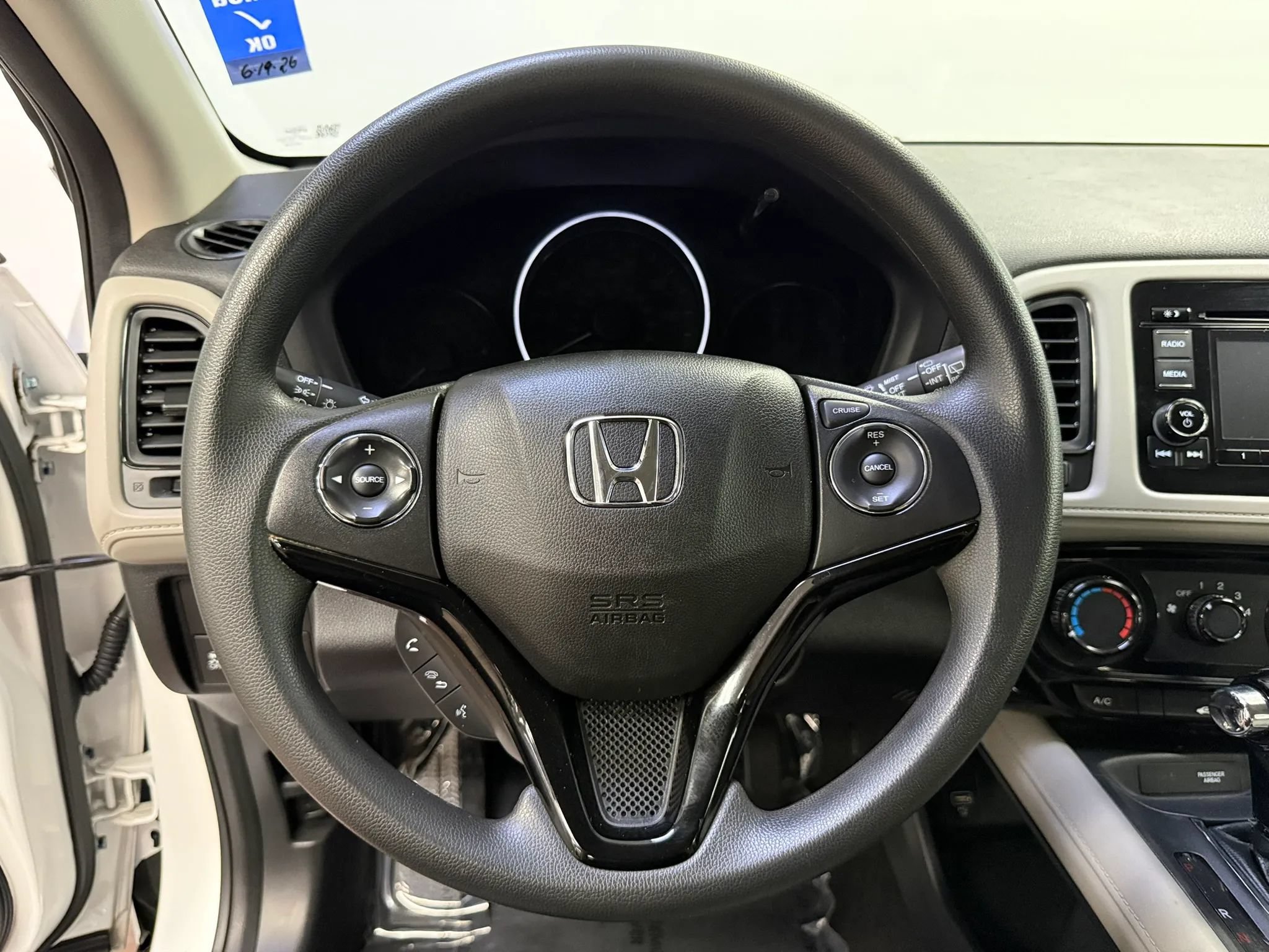 Used 2022 Honda HR-V LX image 14