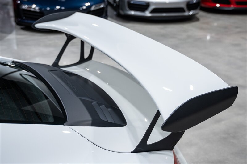 Used 2016 Porsche 911 GT3 RS RWD image 64