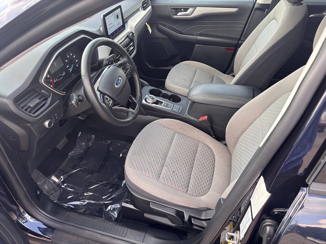 Used 2021 Ford Escape SE w/ Cold Weather Package AWD/4WD image 12