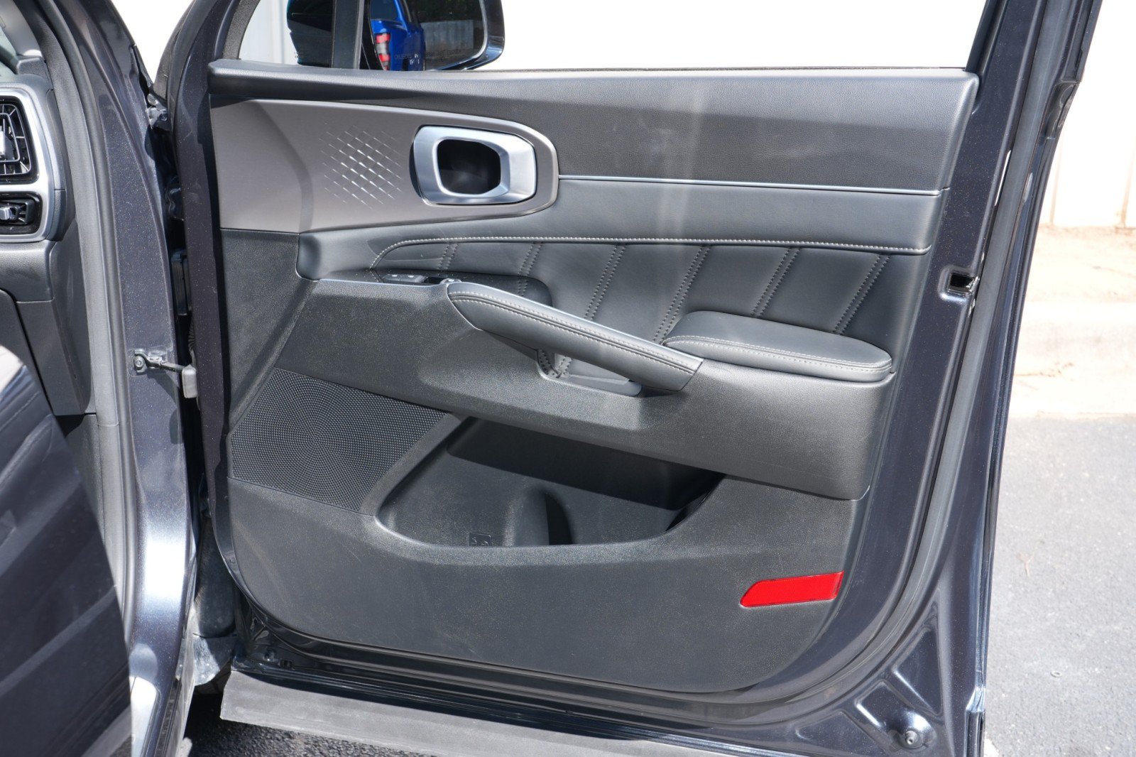 Used 2022 Kia Sorento SX FWD image 44