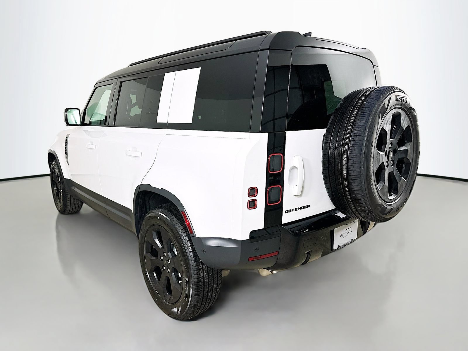 Used 2026 Land Rover Defender 110 S AWD/4WD image 7