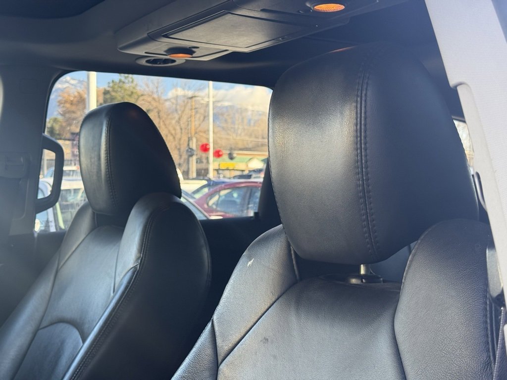 Used 2012 Chevrolet Traverse LT image 11