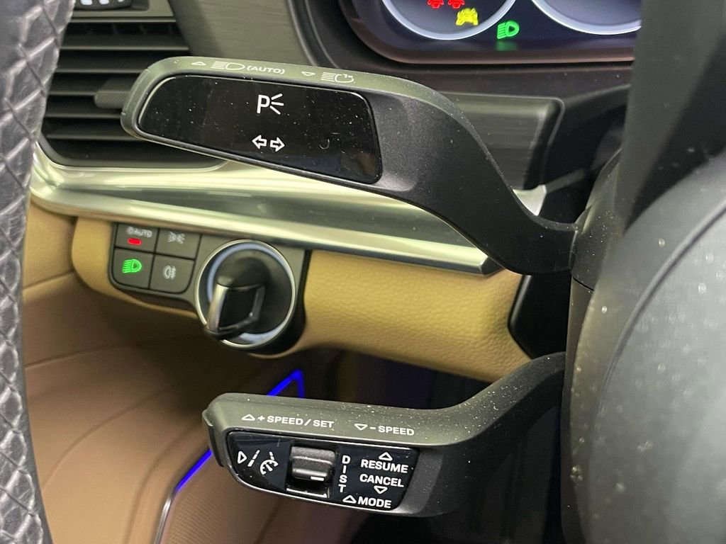 Certified 2022 Porsche Panamera 4 Platinum Edition AWD/4WD image 41