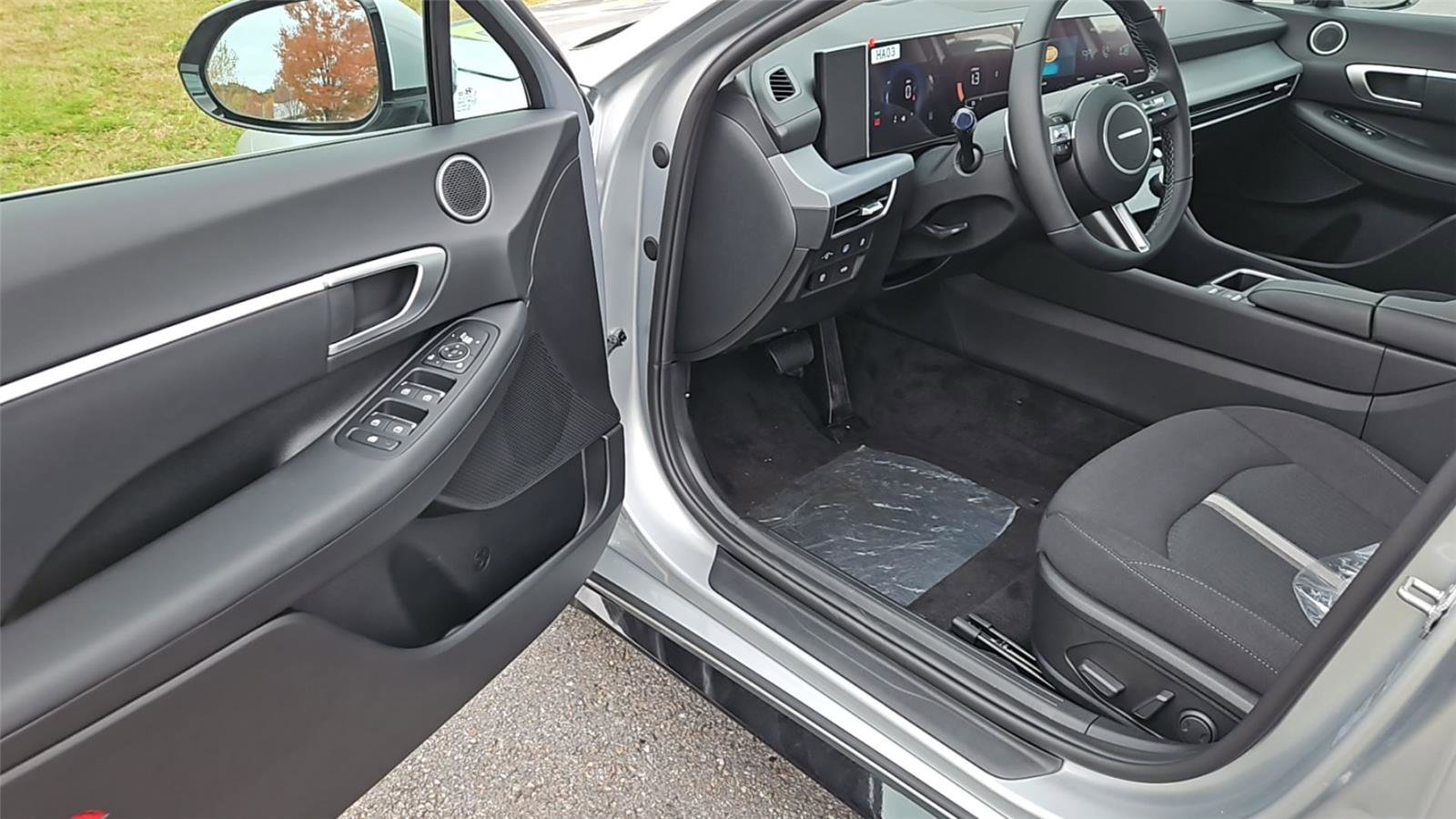 New 2026 Hyundai Sonata SEL image 9