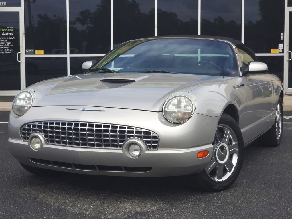 Used 2005 Ford Thunderbird RWD image 2