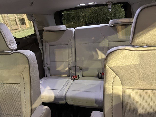 Used 2021 GMC Yukon Denali w/ Denali Premium Package image 24