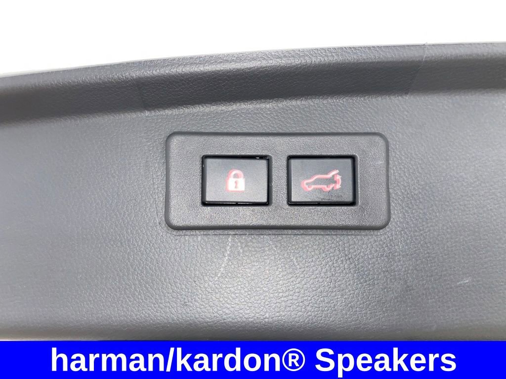 Used 2022 Subaru Outback Touring XT image 16