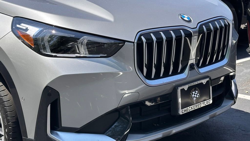 Used 2025 BMW X1 xDrive28i w/ Technology Package AWD/4WD image 2