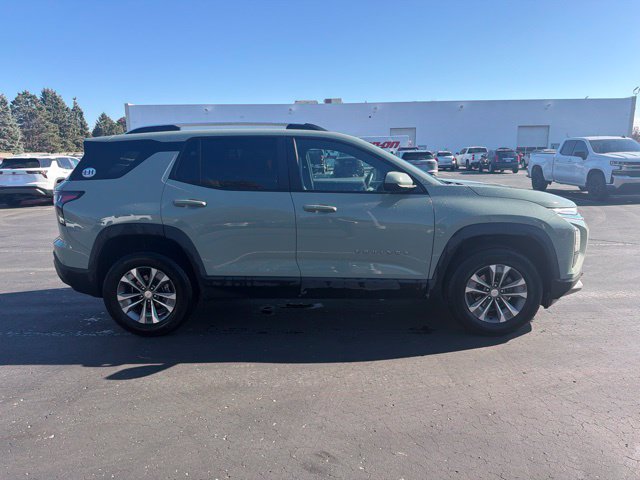 Used 2025 Chevrolet Equinox LT w/ Convenience Package II AWD/4WD image 5