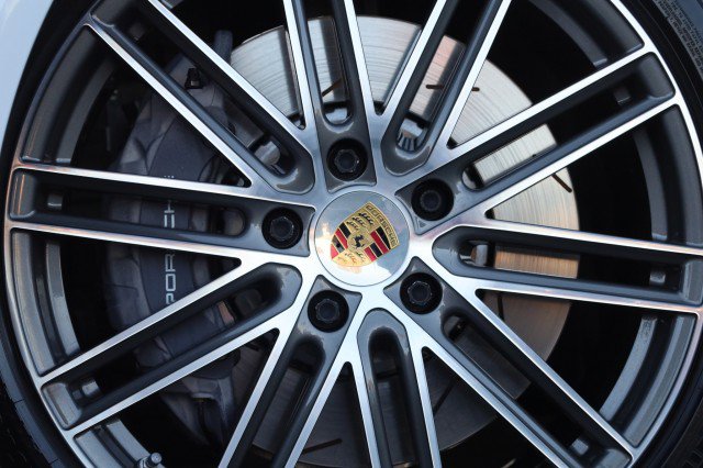 Used 2020 Porsche Panamera 4 AWD/4WD image 55