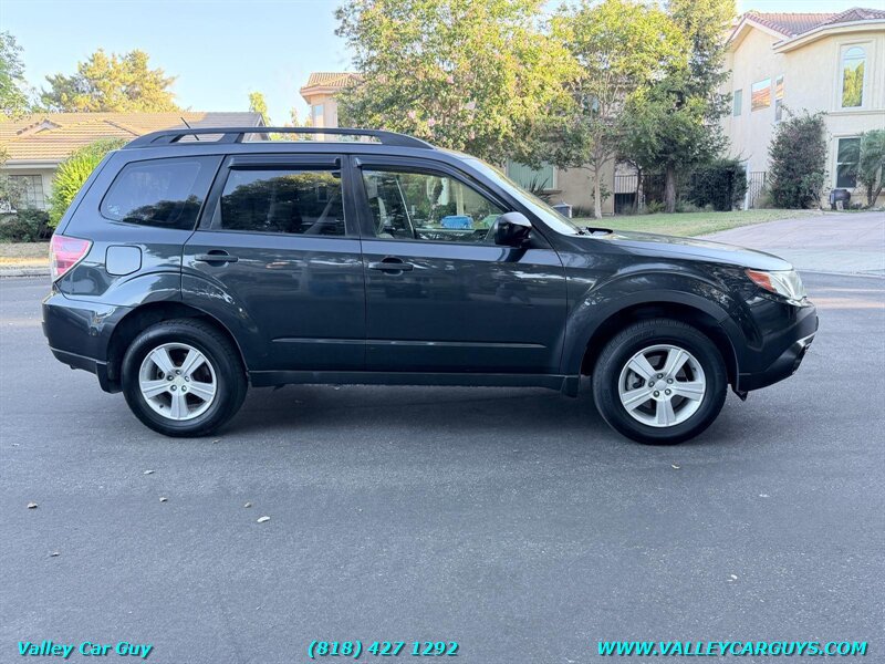 Used 2012 Subaru Forester 2.5X w/ Alloy Wheel Pkg AWD/4WD image 6