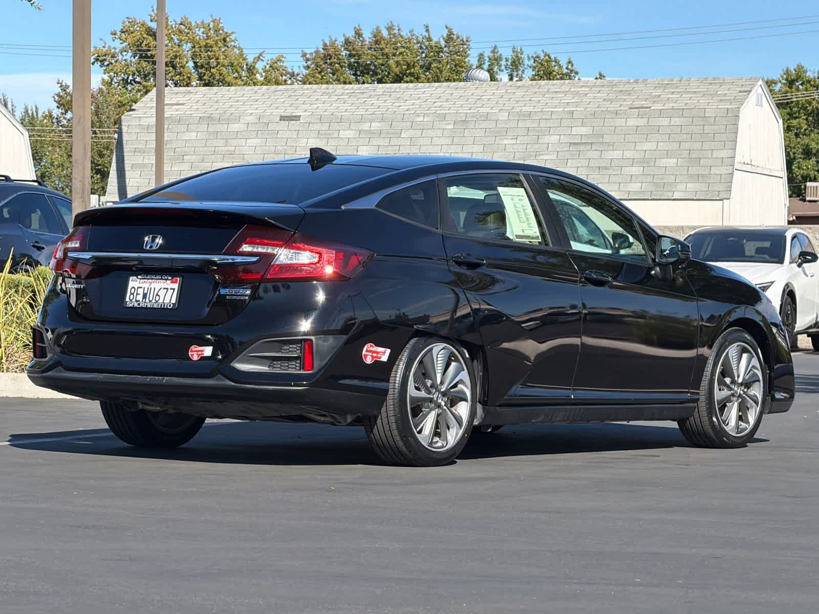 Used 2018 Honda Clarity Touring image 2