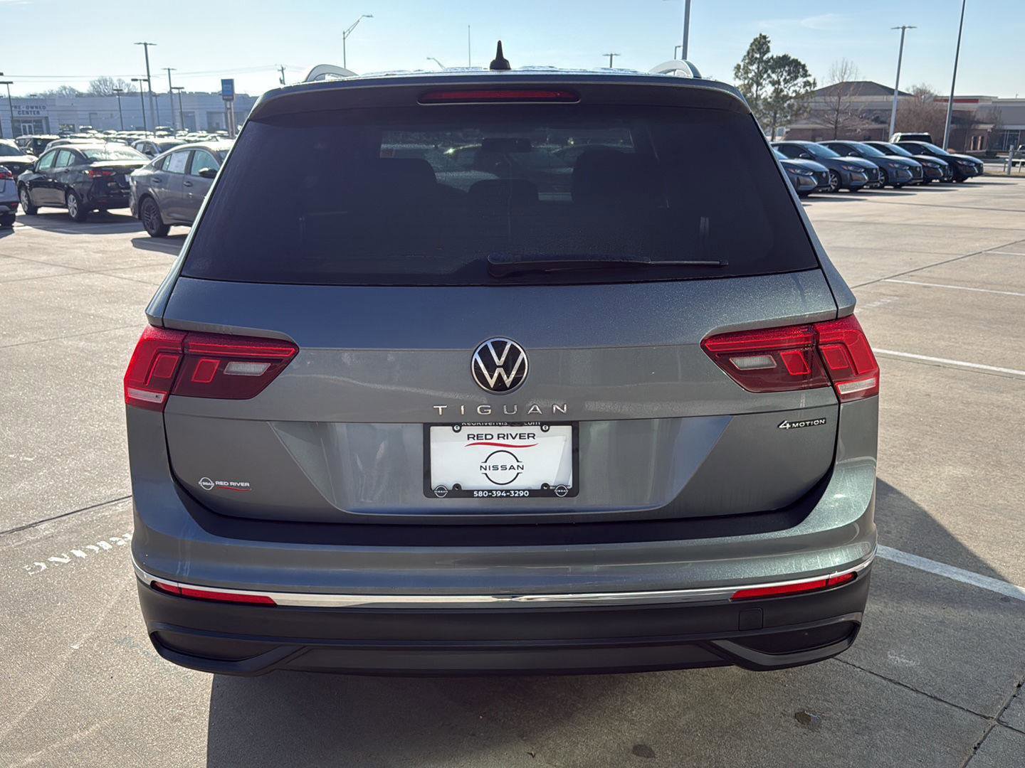 Used 2022 Volkswagen Tiguan S AWD/4WD image 8