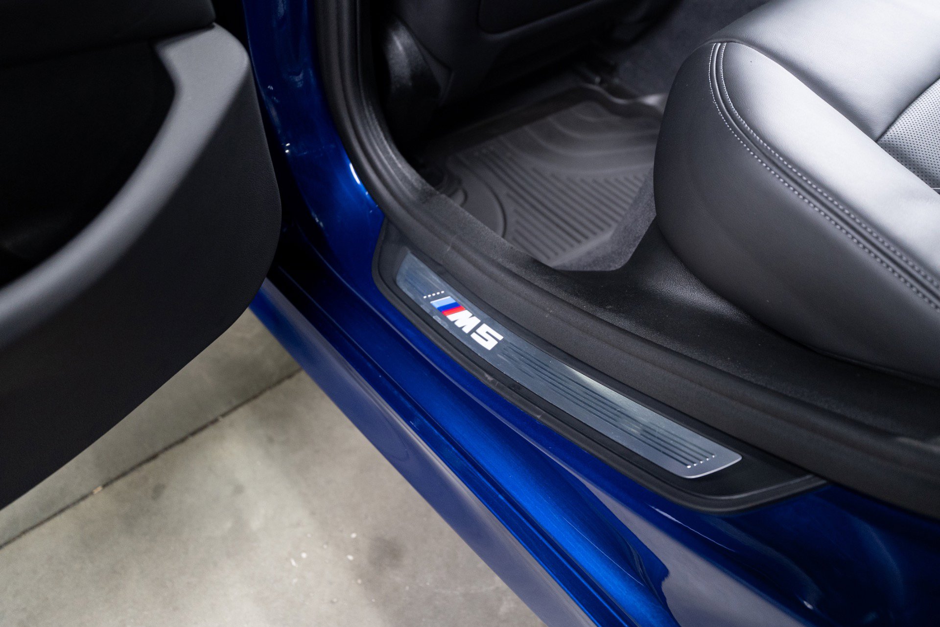 Used 2019 BMW M5 w/ Executive Package image 56