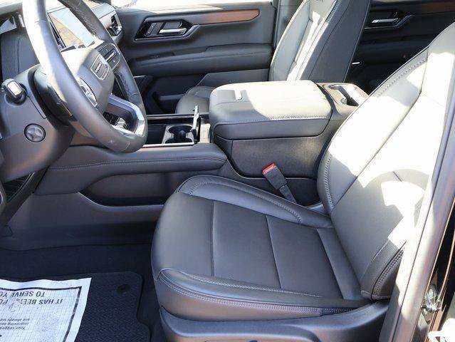 New 2026 GMC Yukon XL Denali w/ Sun & Power Step Package image 40
