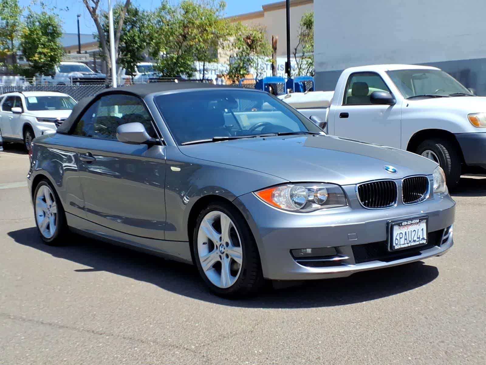 Used 2011 BMW 128i Convertible video 3