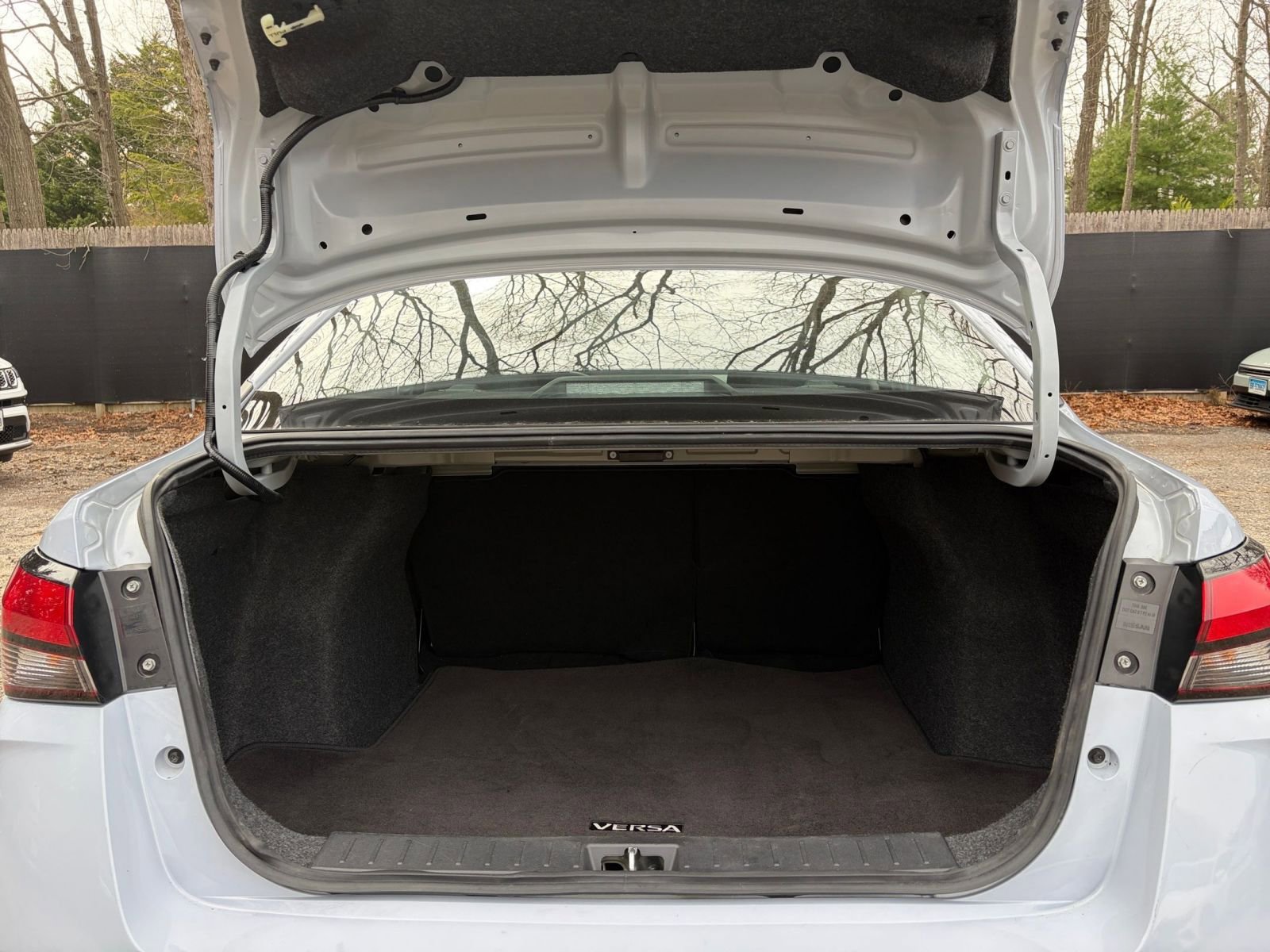 Used 2025 Nissan Versa SV FWD image 29