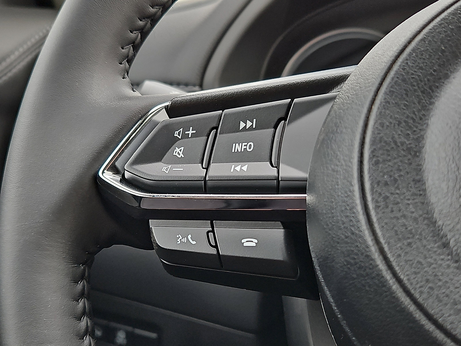 New 2025 MAZDA CX-5 AWD 2.5 S w/ Select Package image 17