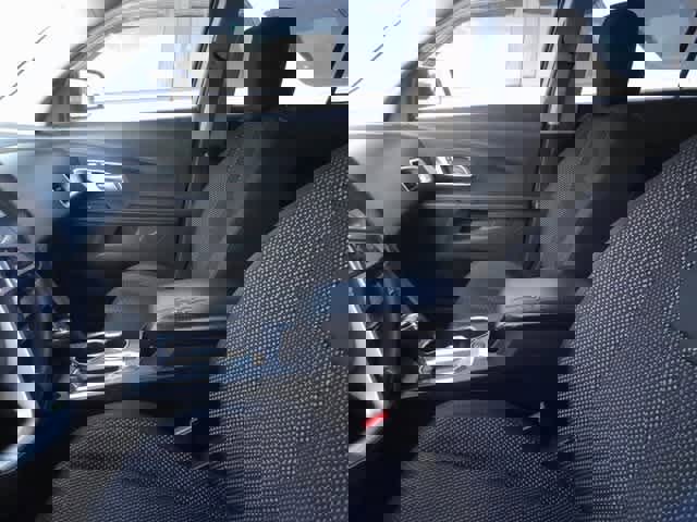 Used 2017 Chevrolet Equinox LT image 9