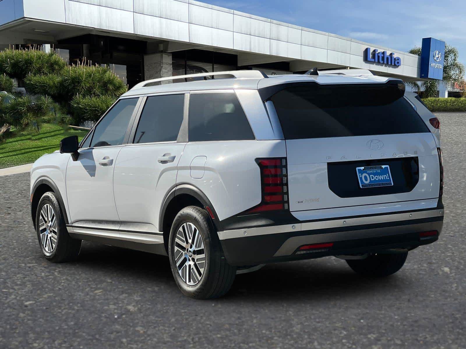 Certified 2026 Hyundai Palisade SEL Premium FWD image 7