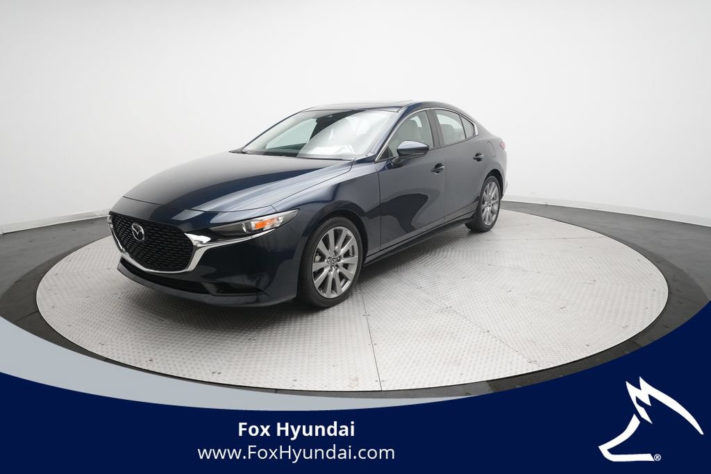 Used 2022 MAZDA MAZDA3 s FWD video 1