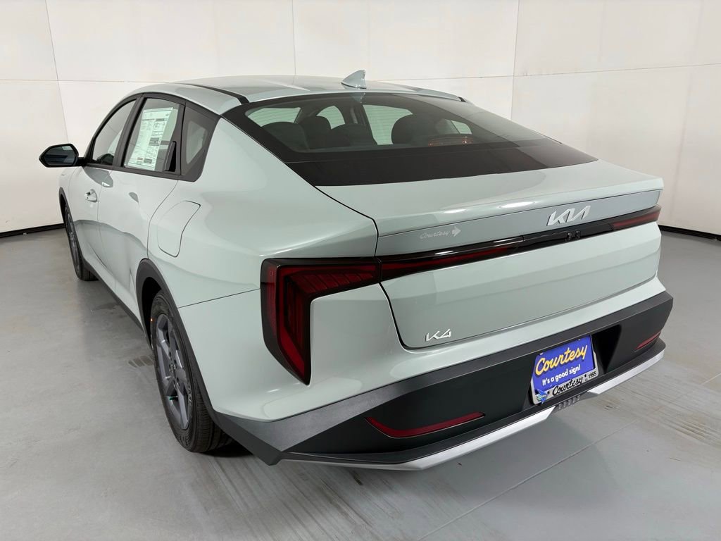 New 2026 Kia K4 LXS image 6