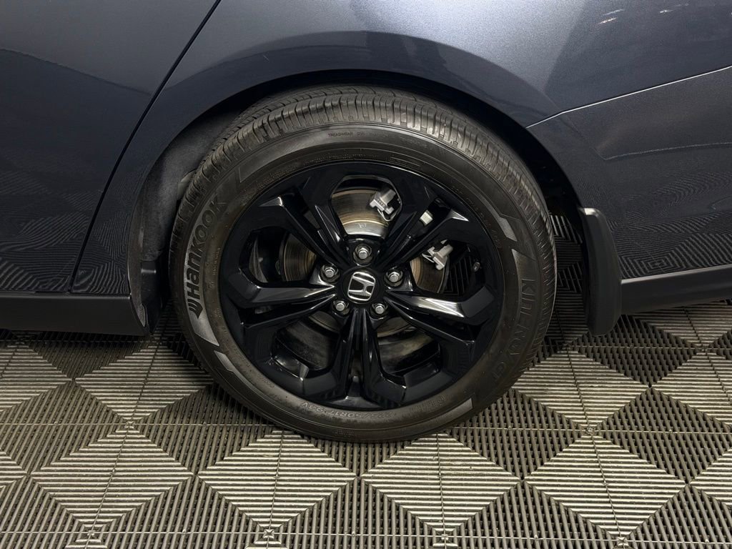 Used 2025 Honda Accord SE image 11