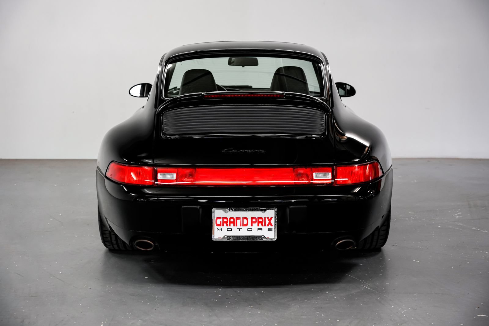 Used 1995 Porsche 911 Carrera RWD image 4