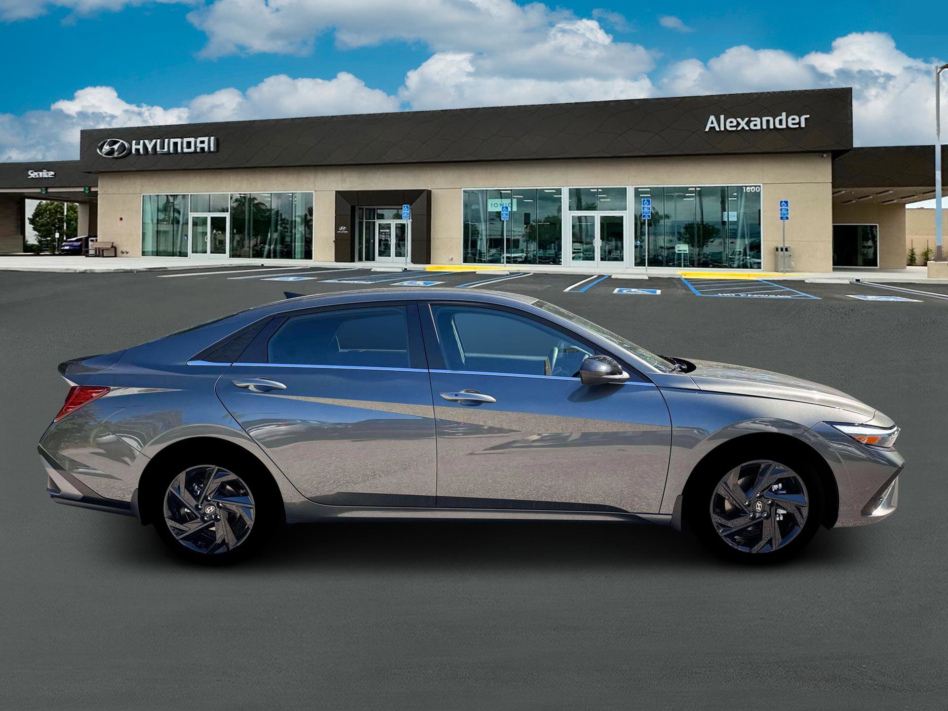 New 2026 Hyundai Elantra SEL Sport Premium FWD image 9
