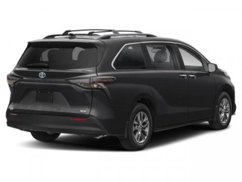 Certified 2026 Toyota Sienna XLE FWD image 2