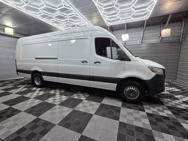 Used 2019 Mercedes-Benz Sprinter 3500 image 9