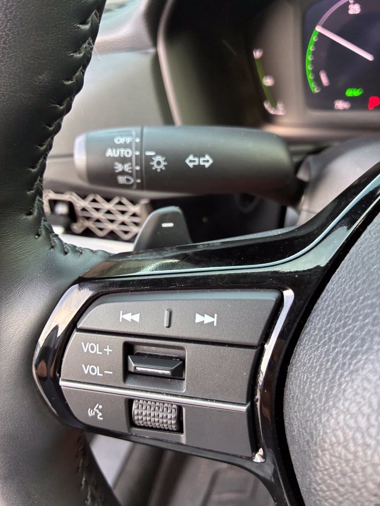 Used 2025 Honda Accord Touring image 29
