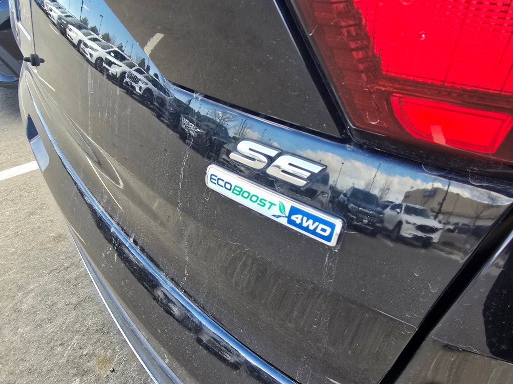 Used 2019 Ford Escape SE image 9