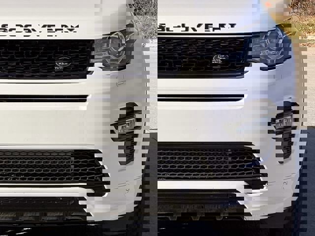 Used 2017 Land Rover Discovery Sport HSE image 8