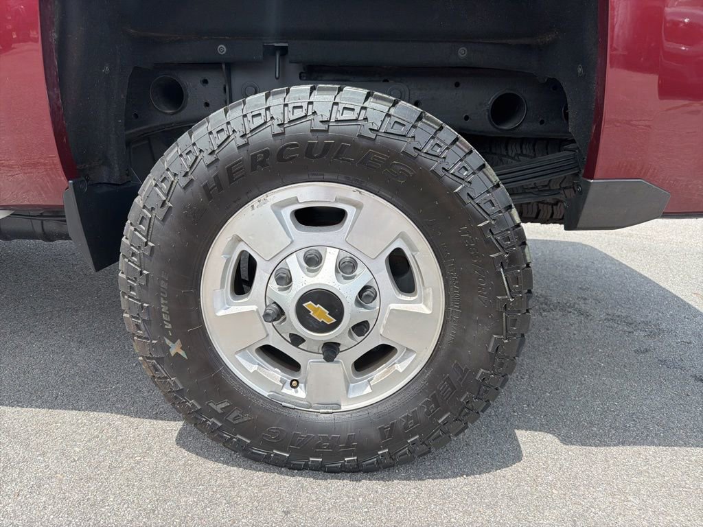 Used 2016 Chevrolet Silverado 2500 LT AWD/4WD image 12