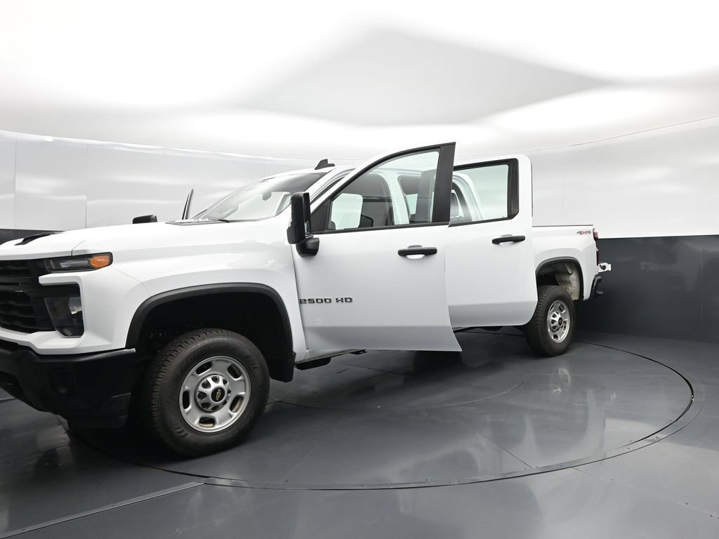 Used 2024 Chevrolet Silverado 2500 W/T AWD/4WD image 24