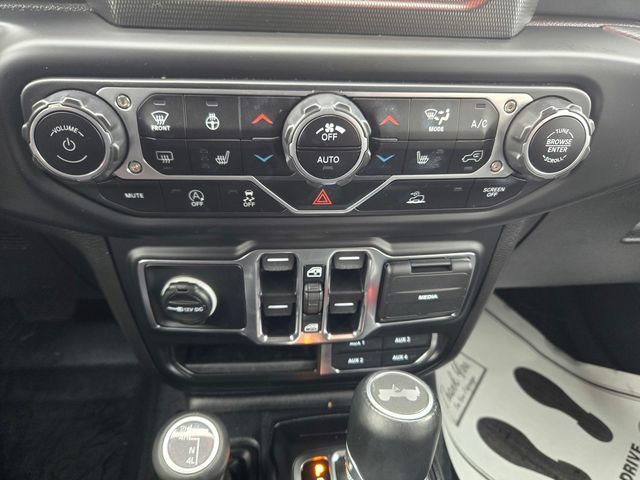 Used 2021 Jeep Wrangler Unlimited Sahara AWD/4WD image 16