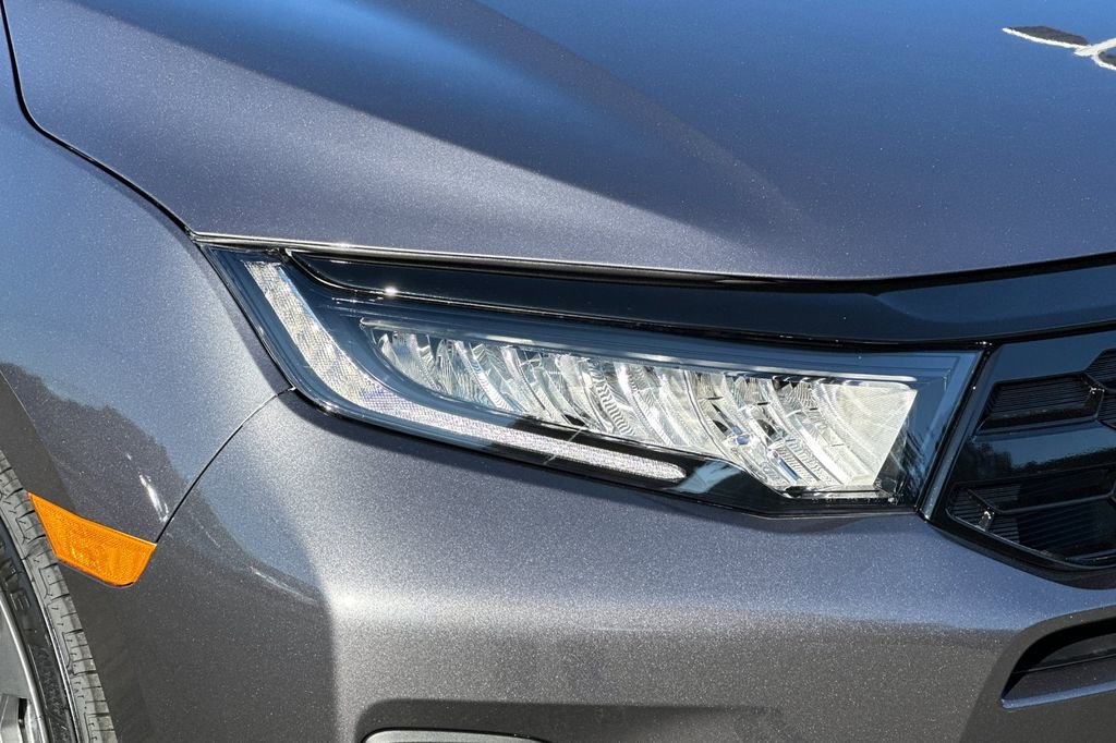 New 2026 Honda Odyssey Touring image 32