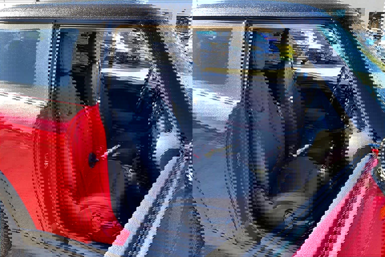 Used 2012 MINI Cooper Hardtop image 7