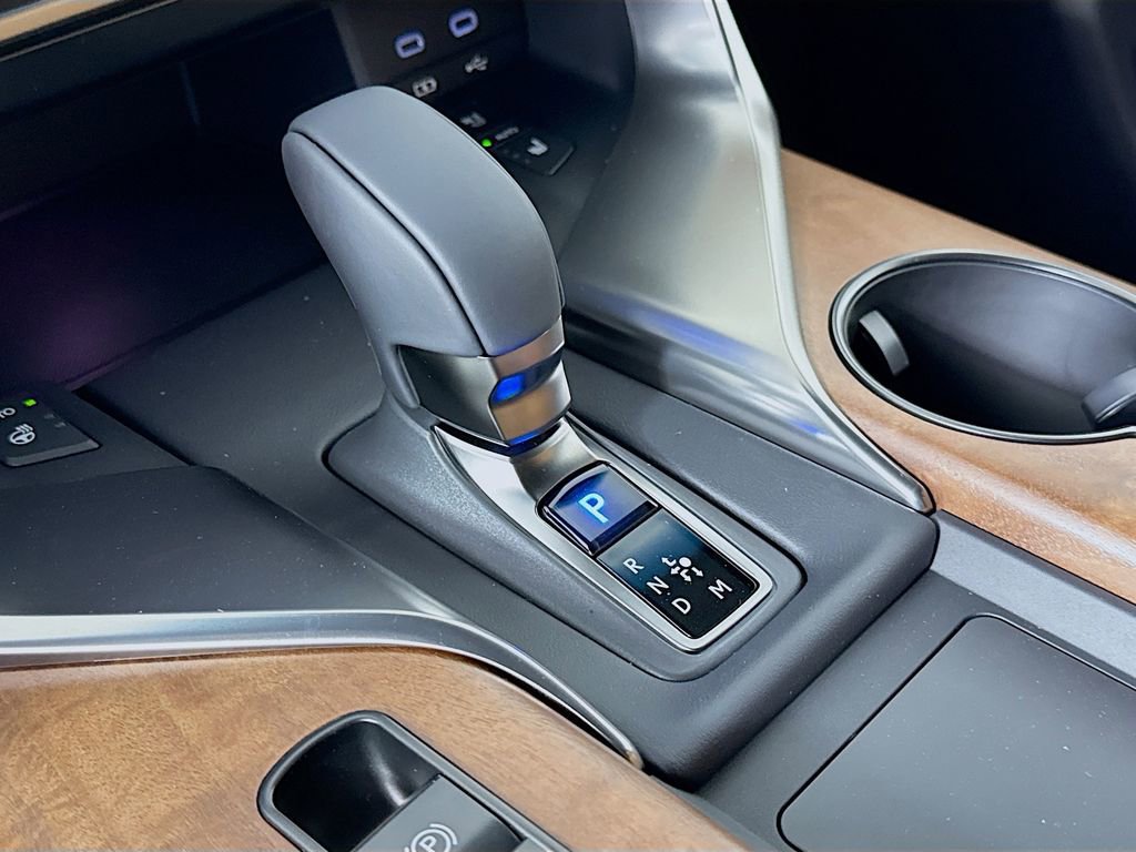 New 2025 Lexus LX 700h Luxury image 15