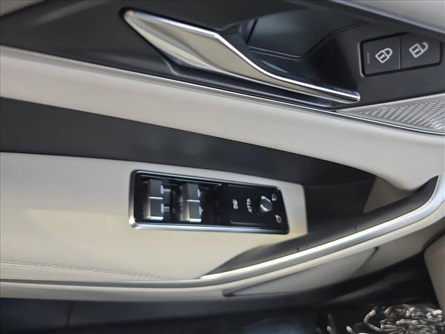 Used 2026 Jaguar F-PACE R-Dynamic S AWD/4WD image 27