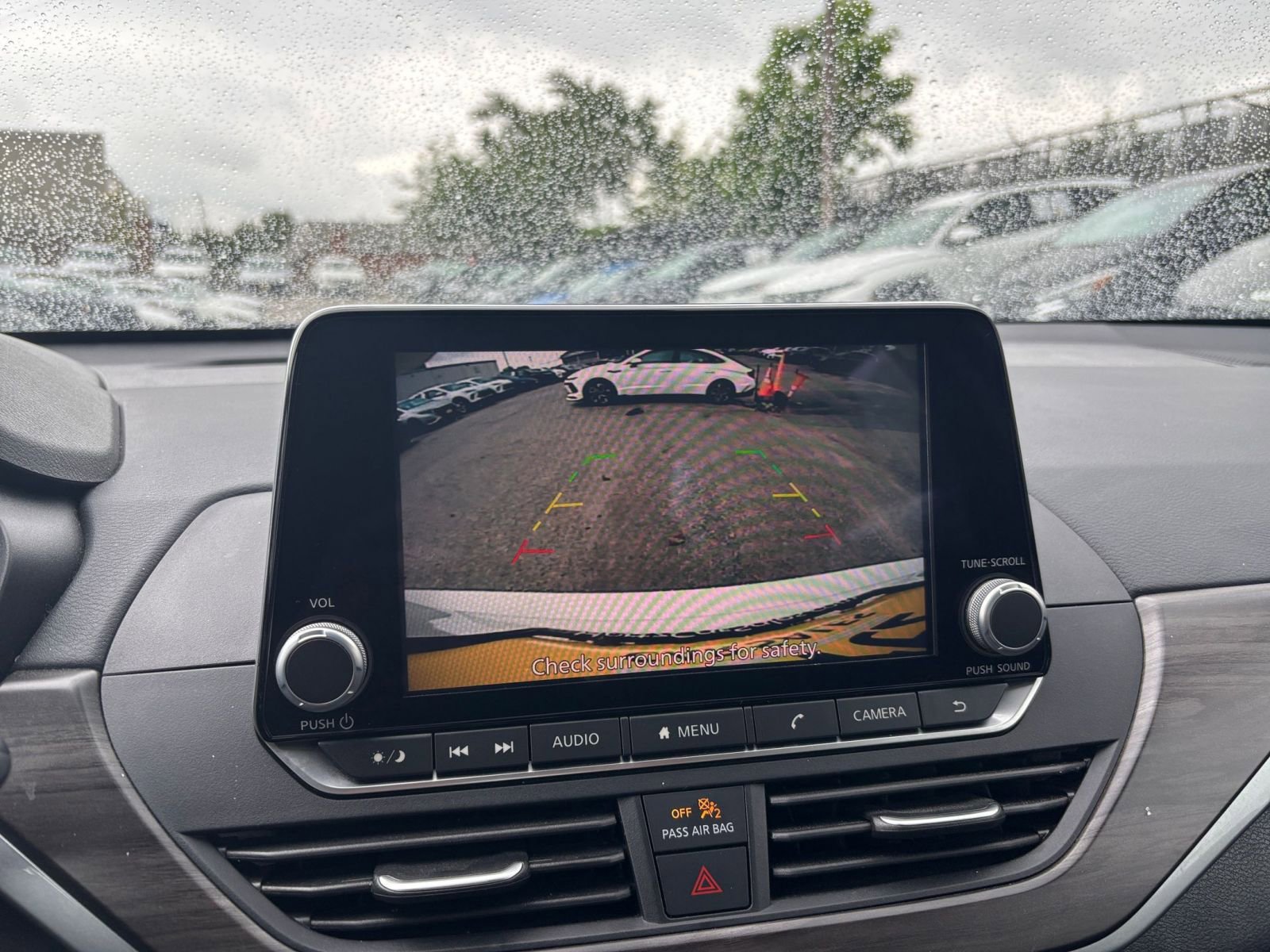 Used 2025 Nissan Altima 2.5 SV FWD image 20