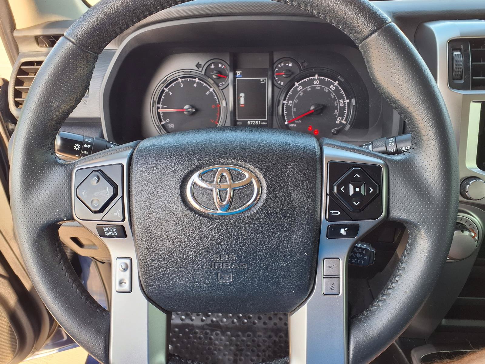 Used 2022 Toyota 4Runner SR5 Premium w/ Moonroof Package RWD image 22