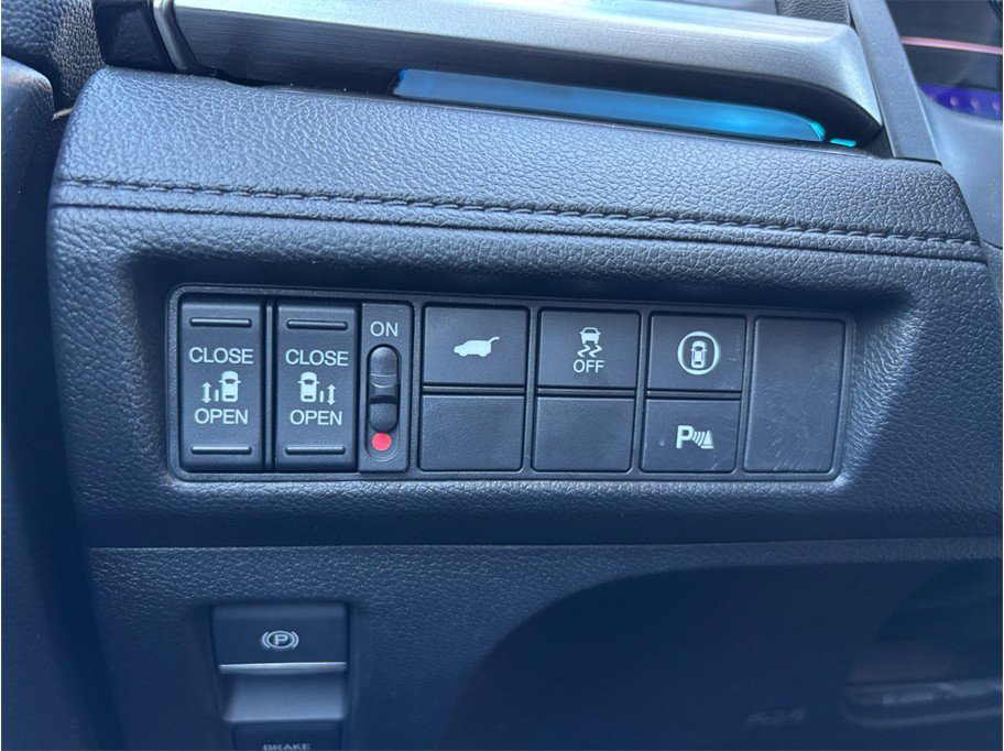 Used 2023 Honda Odyssey Touring image 32