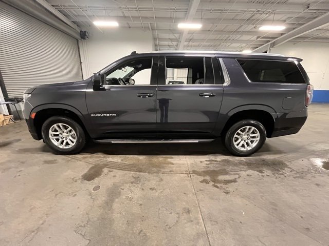 Used 2023 Chevrolet Suburban LT image 6